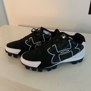 Under armor Softball cleats